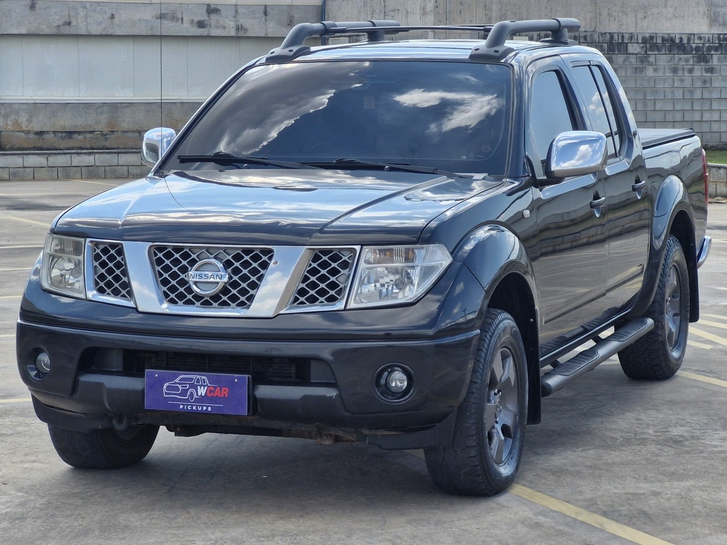 NISSAN FRONTIER 2.5 LE 4X4 CD TURBO ELETRONIC DIESEL 4P AUTOMÁTICO