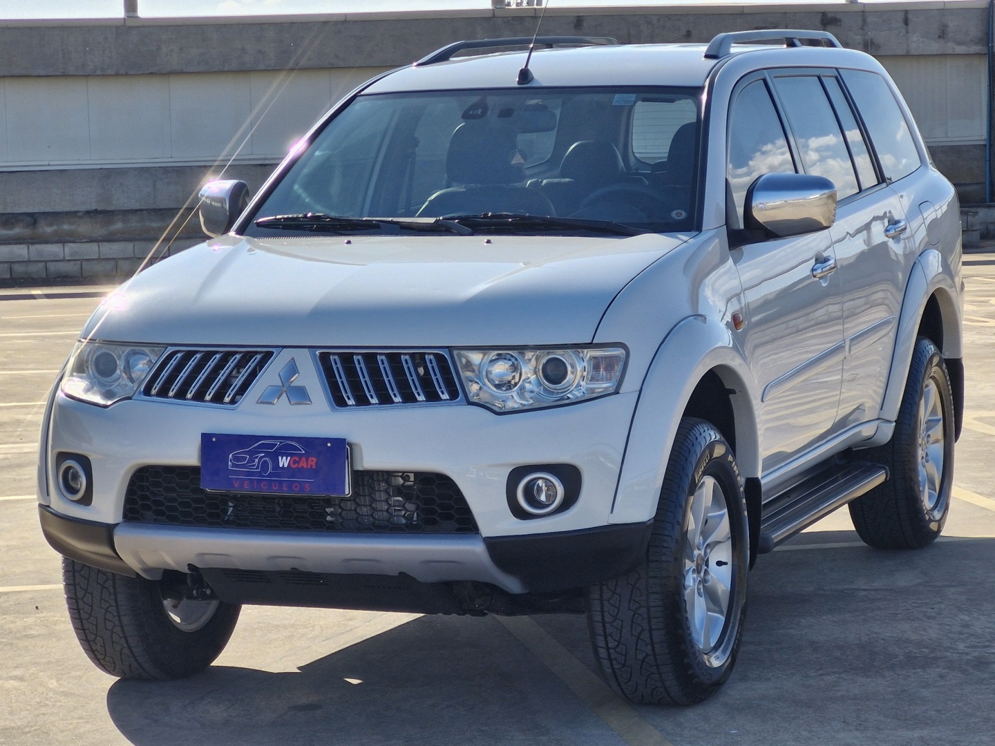 MITSUBISHI PAJERO DAKAR 3.5 HPE 7 LUGARES 4X4 V6 24V FLEX 4P AUTOMÁTICO