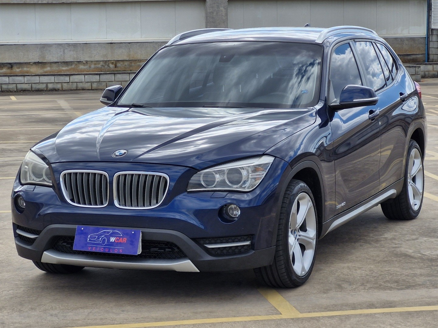 BMW X1 2.0 16V TURBO GASOLINA SDRIVE20I 4P AUTOMÁTICO