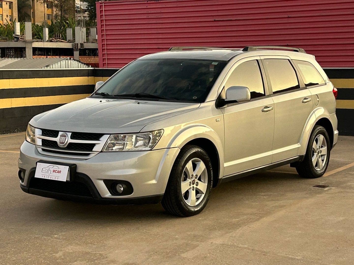 FIAT FREEMONT 2.4 PRECISION 16V GASOLINA 4P AUTOMÁTICO