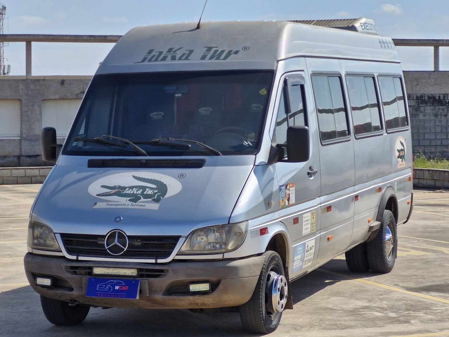 MERCEDES-BENZ SPRINTER 2.2 4025 VAN LUXO 413 RODADO DUPLO 19+1 LUGARES DIESEL 3P MANUAL