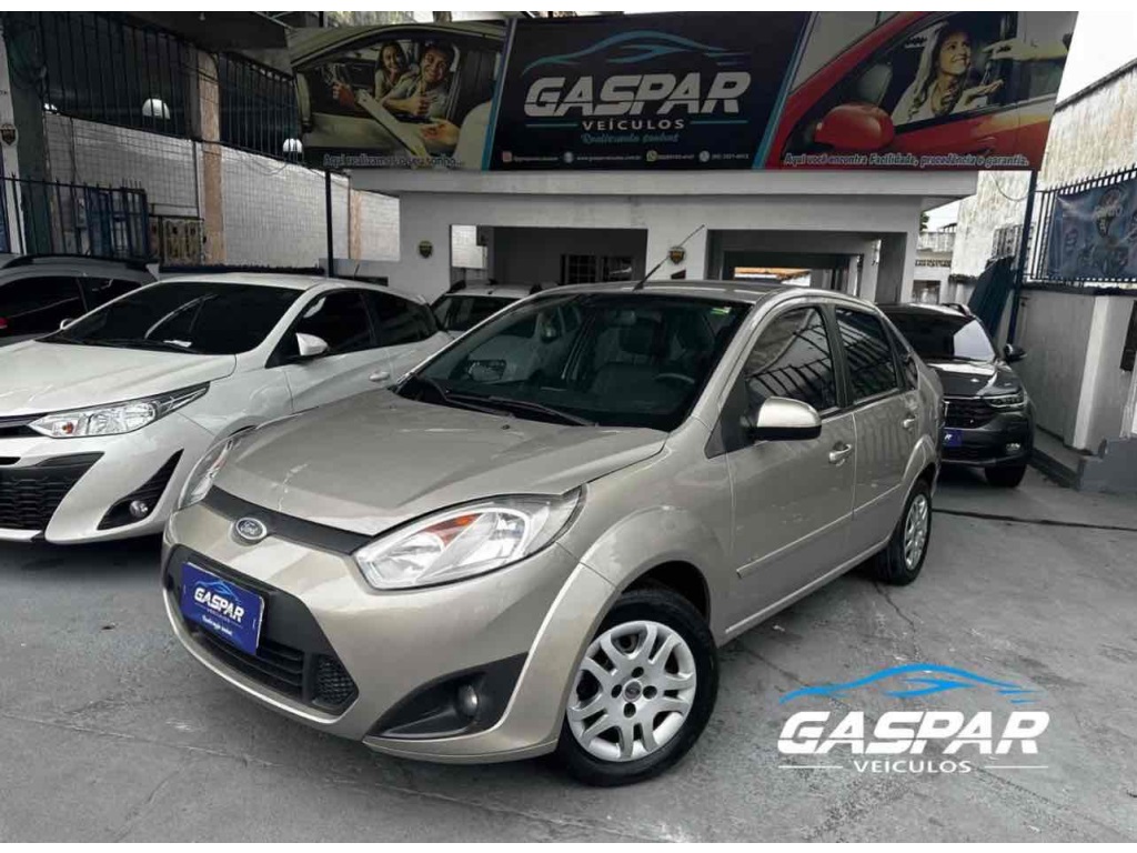 FORD FIESTA 1.6 ROCAM HATCH 8V FLEX 4P MANUAL