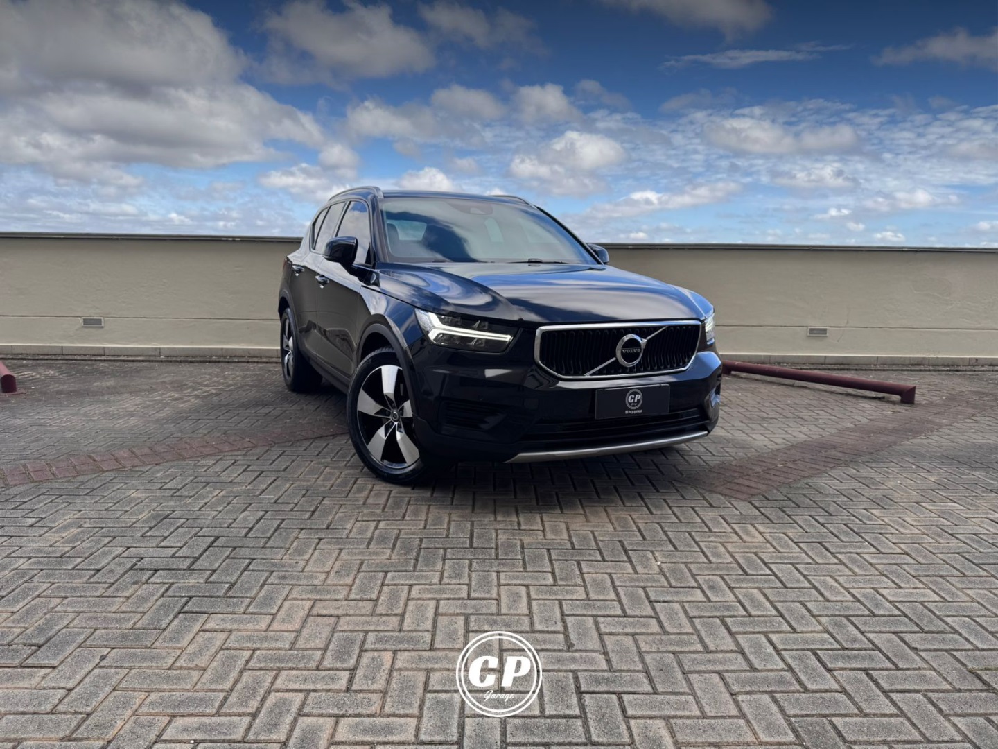 VOLVO XC40 2.0 T4 GASOLINA MOMENTUM GEARTRONIC