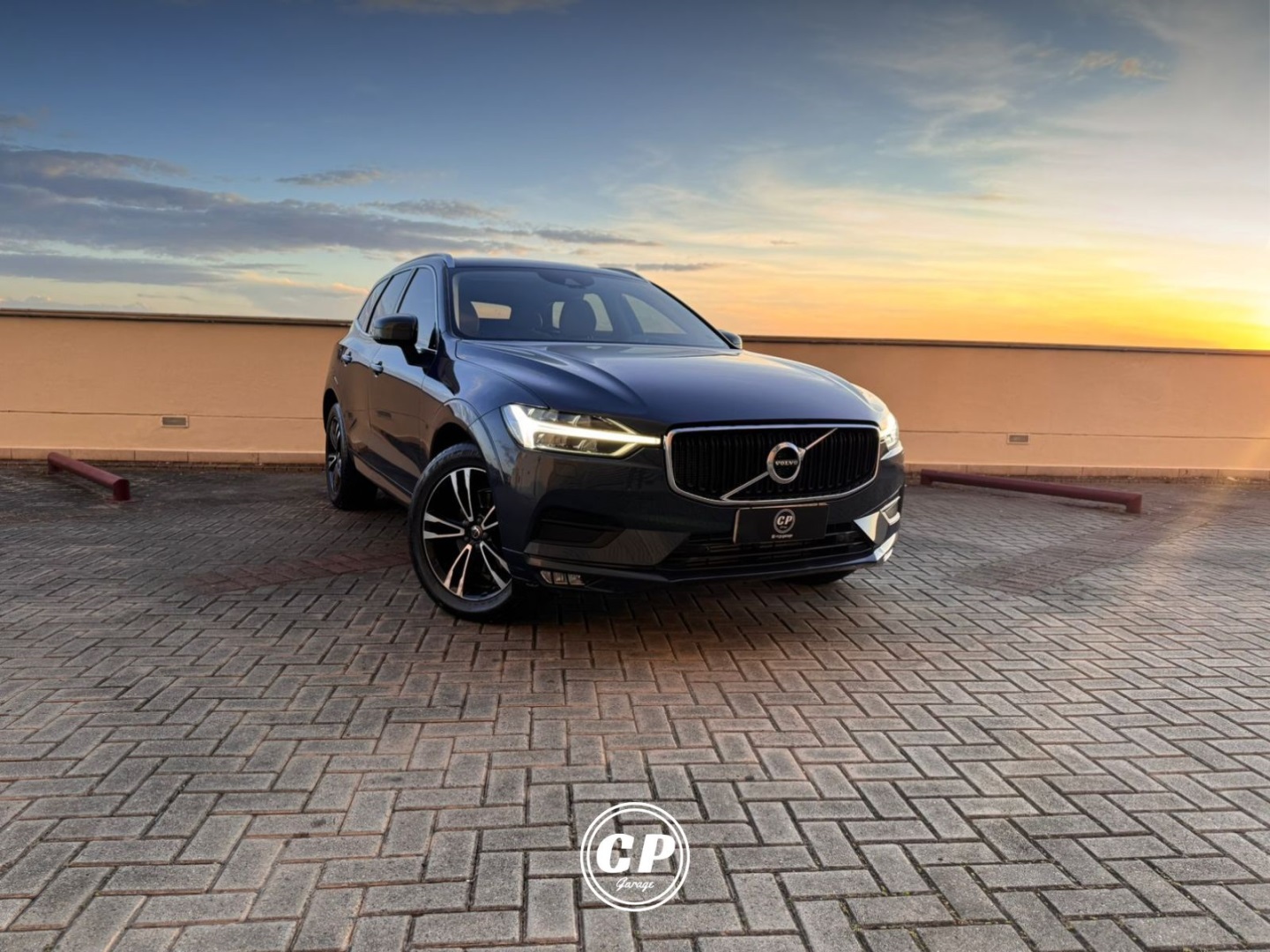VOLVO XC60 2.0 T5 GASOLINA MOMENTUM AWD GEARTRONIC