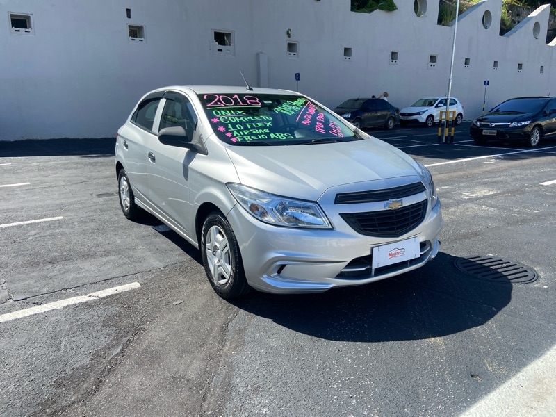 Chevrolet ONIX 1.0 MPFI JOY 8V FLEX 4P MANUAL 2018 Manual - Vila