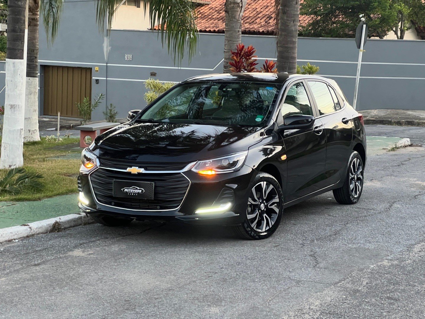 CHEVROLET ONIX 1.0 TURBO FLEX PLUS PREMIER AUTOMÁTICO