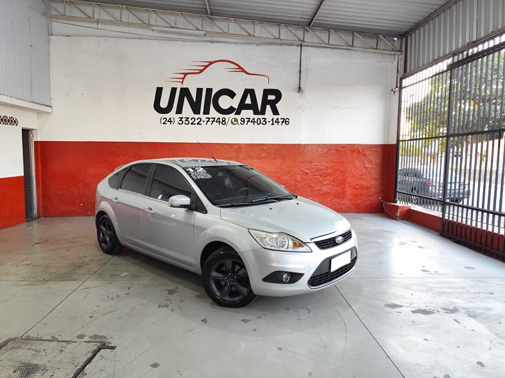 FORD FOCUS 2.0 16V FLEX 4P AUTOMÁTICO