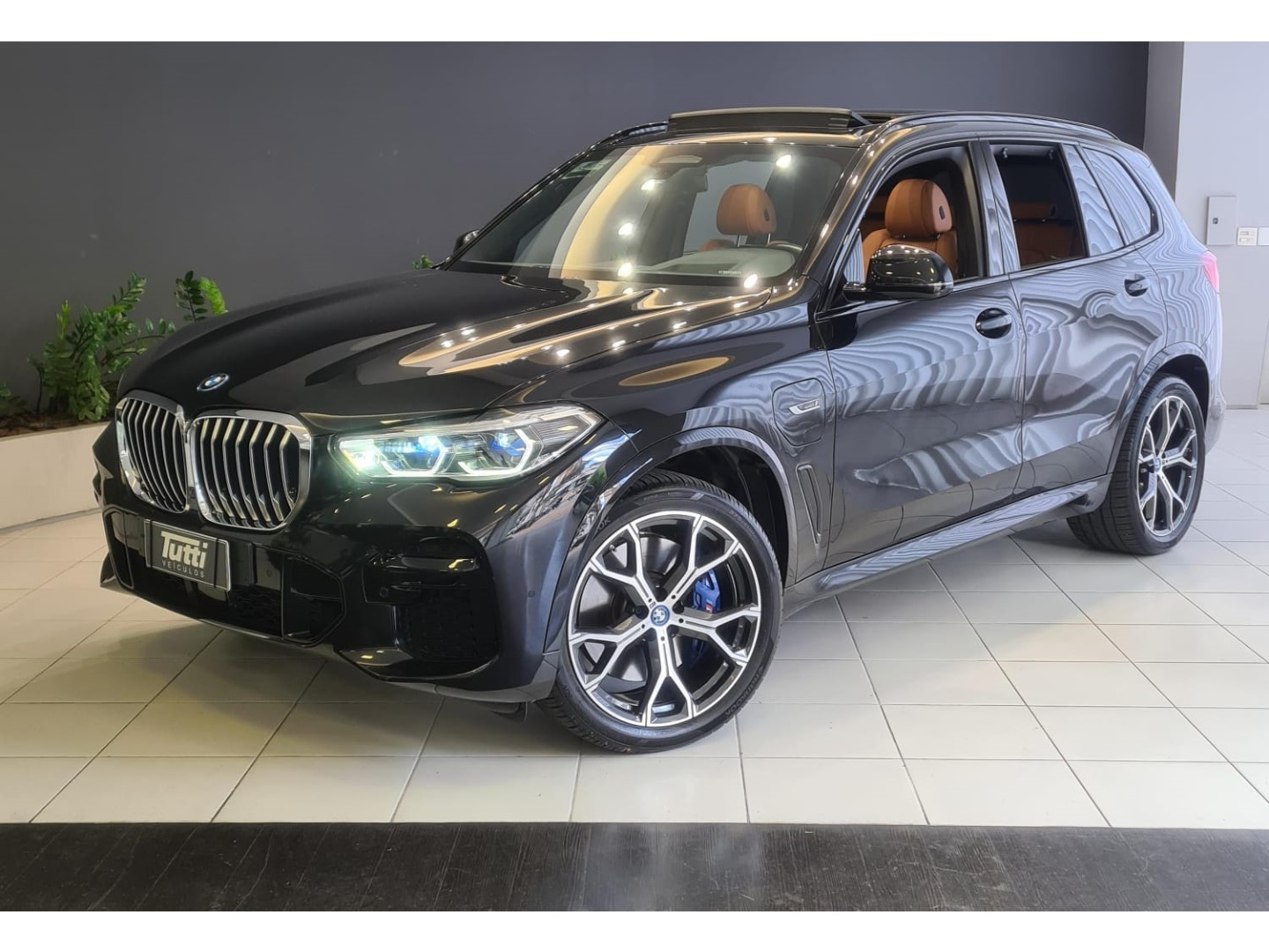 BMW X5 3.0 I6 TURBO HÍBRIDO XDRIVE45E M SPORT AUTOMÁTICO