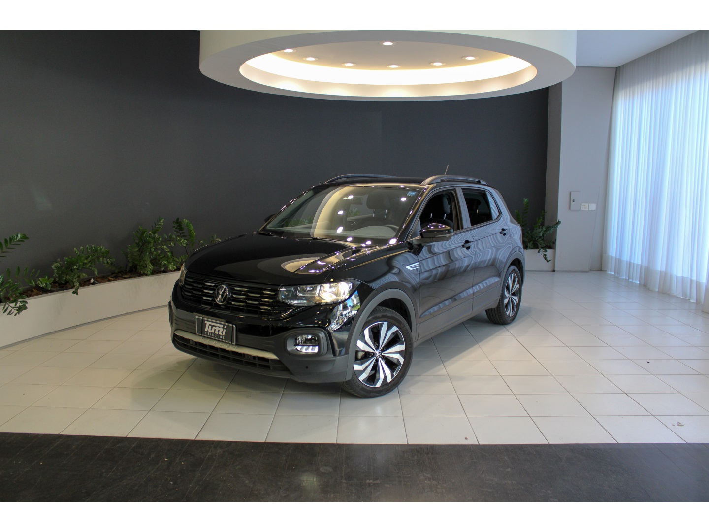 VOLKSWAGEN T-CROSS 1.0 200 TSI TOTAL FLEX COMFORTLINE AUTOMÁTICO