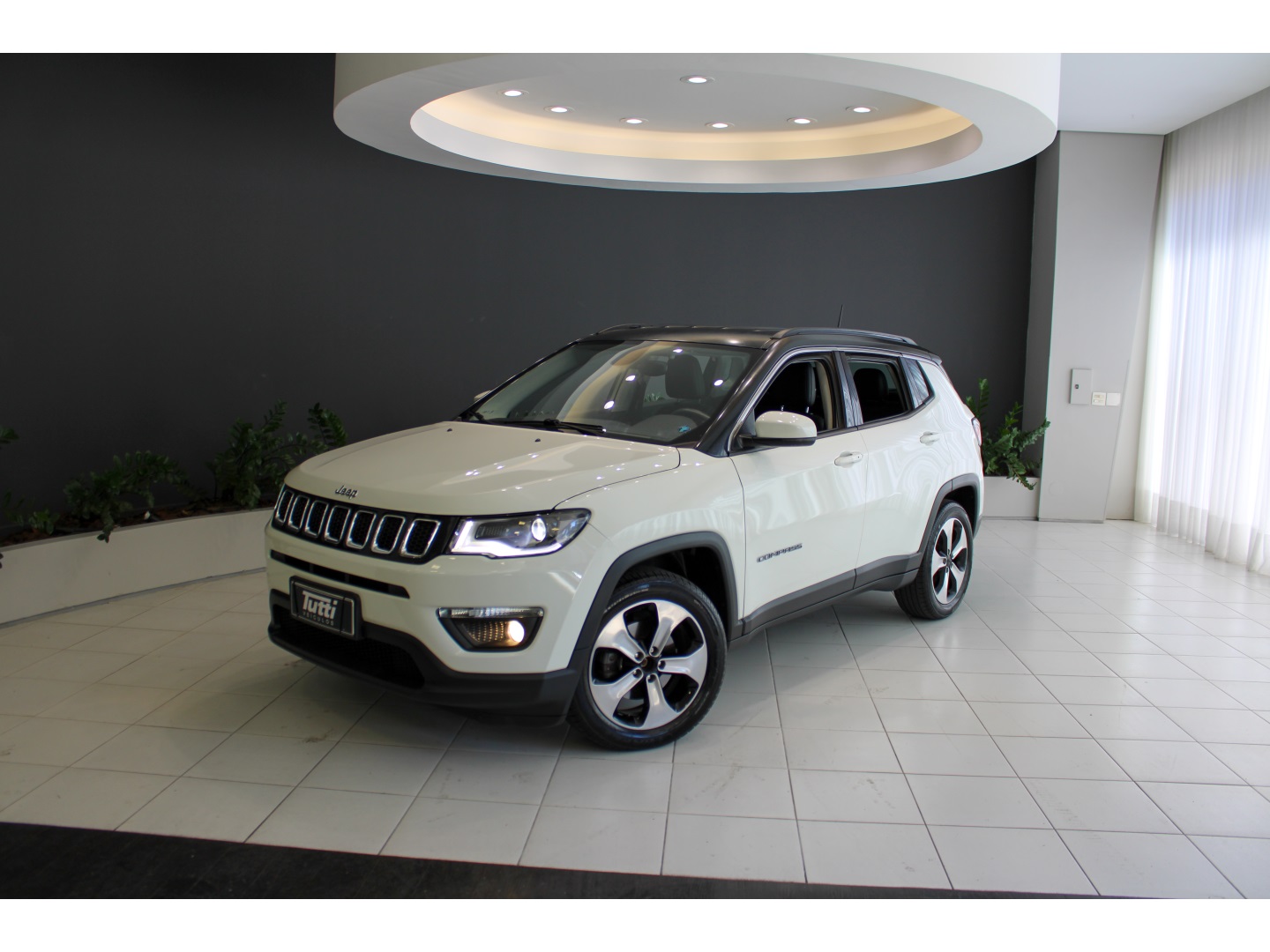 JEEP COMPASS 2.0 16V FLEX LONGITUDE AUTOMÁTICO
