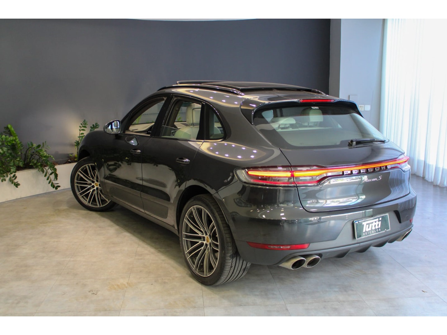Porsche MACAN 2021