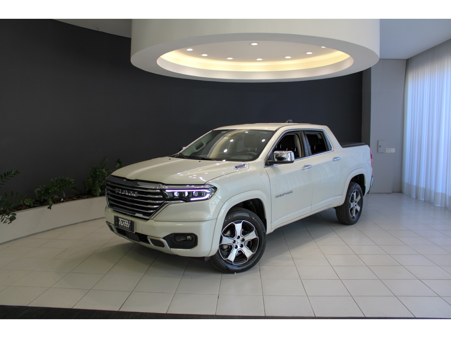 RAM RAMPAGE 2.0 TURBO DIESEL LARAMIE 4X4 AUTOMÁTICO