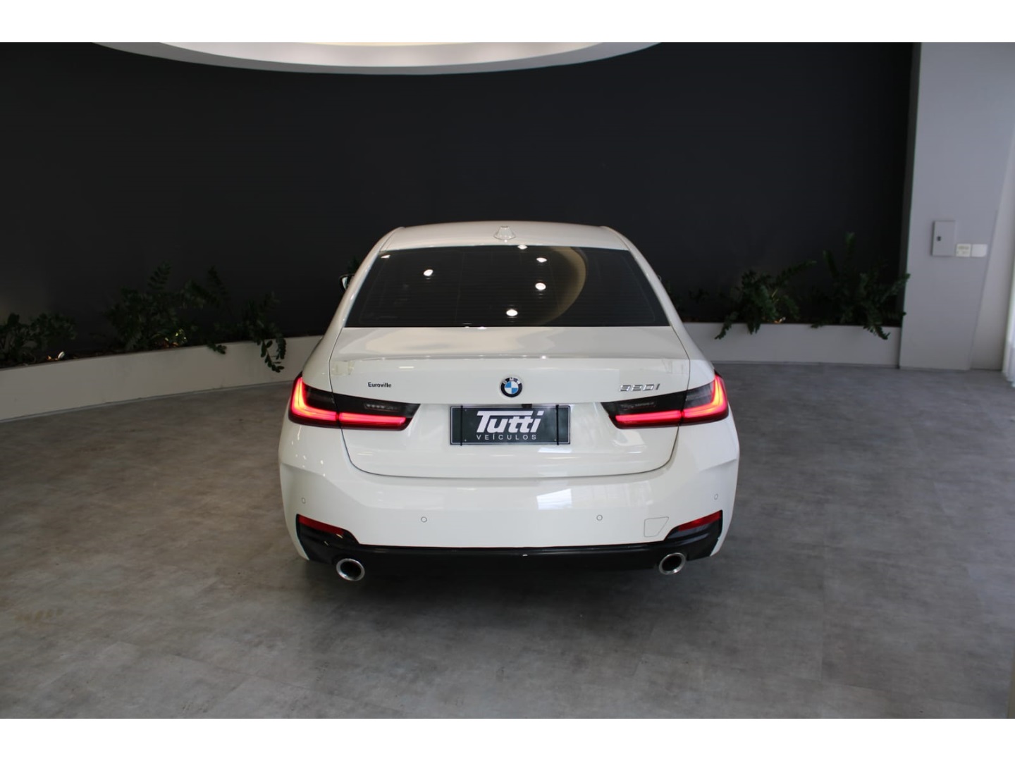 BMW 320i 2024