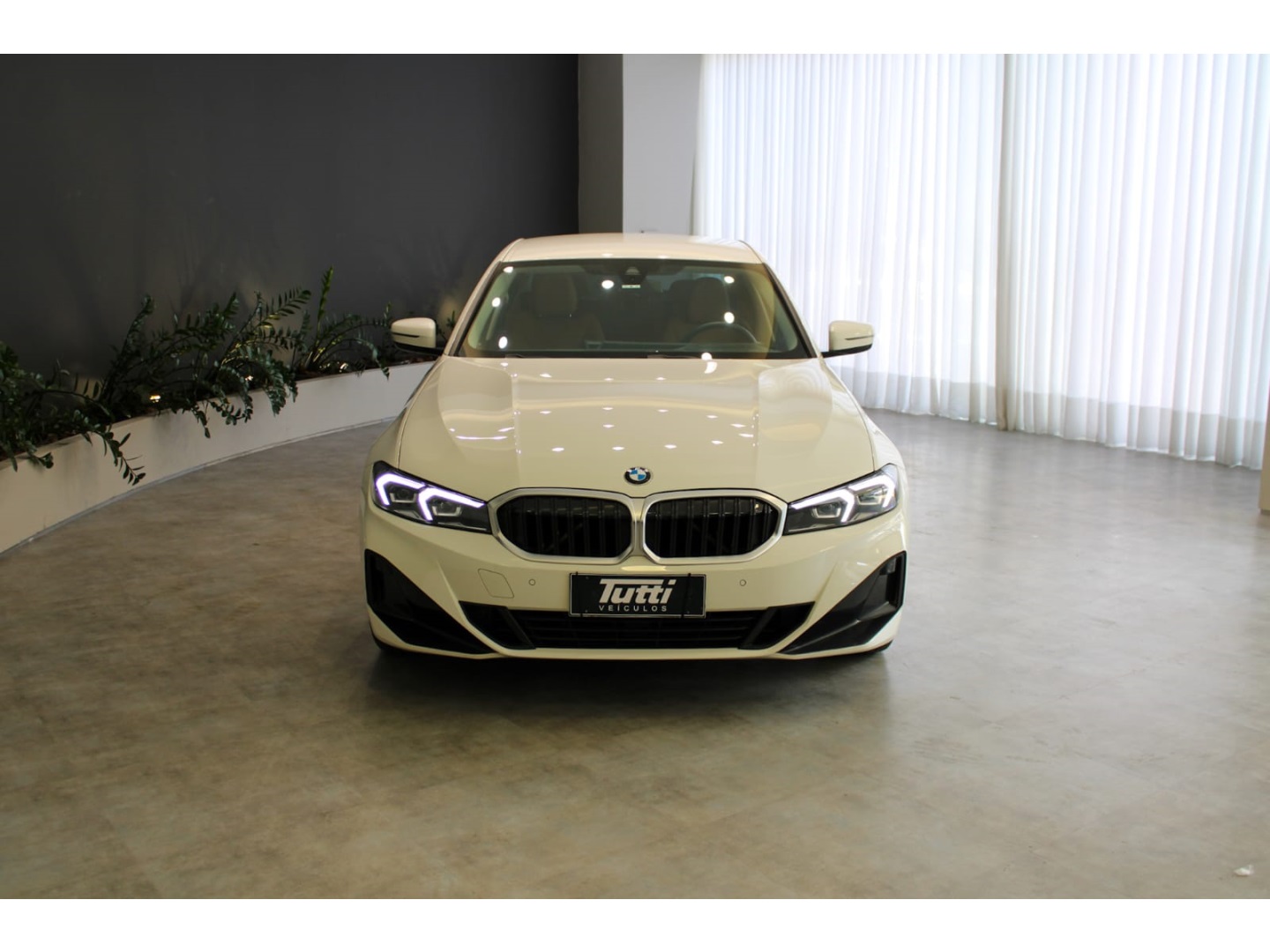 BMW 320i 2024