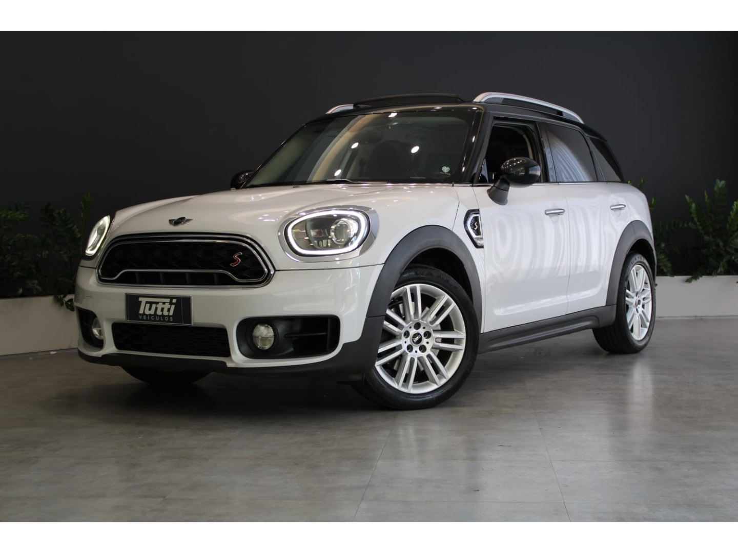 Mini COUNTRYMAN 2017