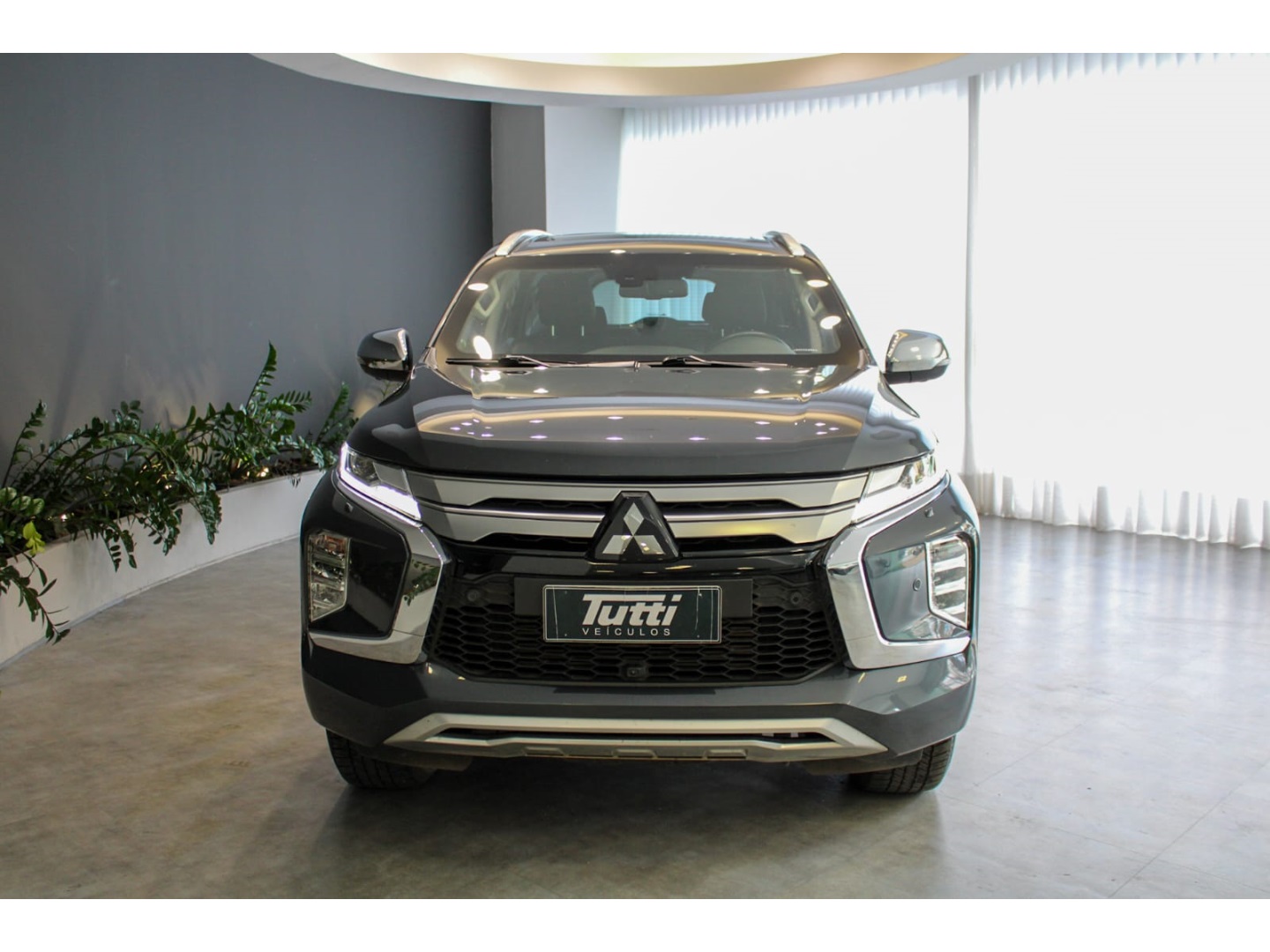 Mitsubishi PAJERO SPORT 2024