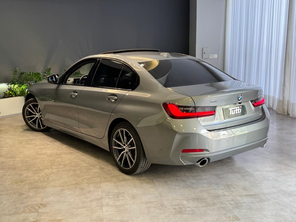 BMW 320i 2024