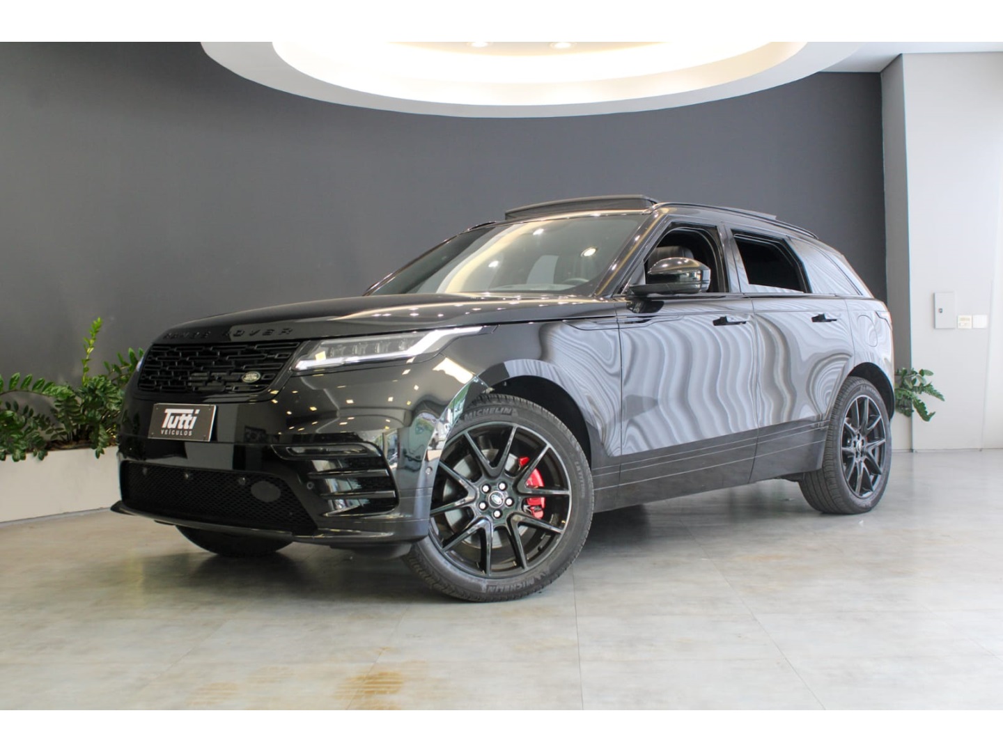 Land Rover RANGE ROVER VELAR 2024