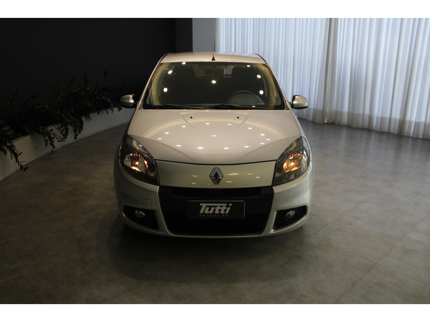Renault SANDERO 2014