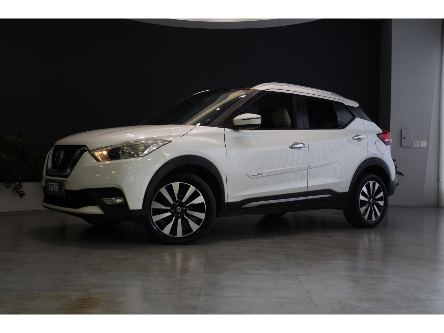 Nissan KICKS 2018