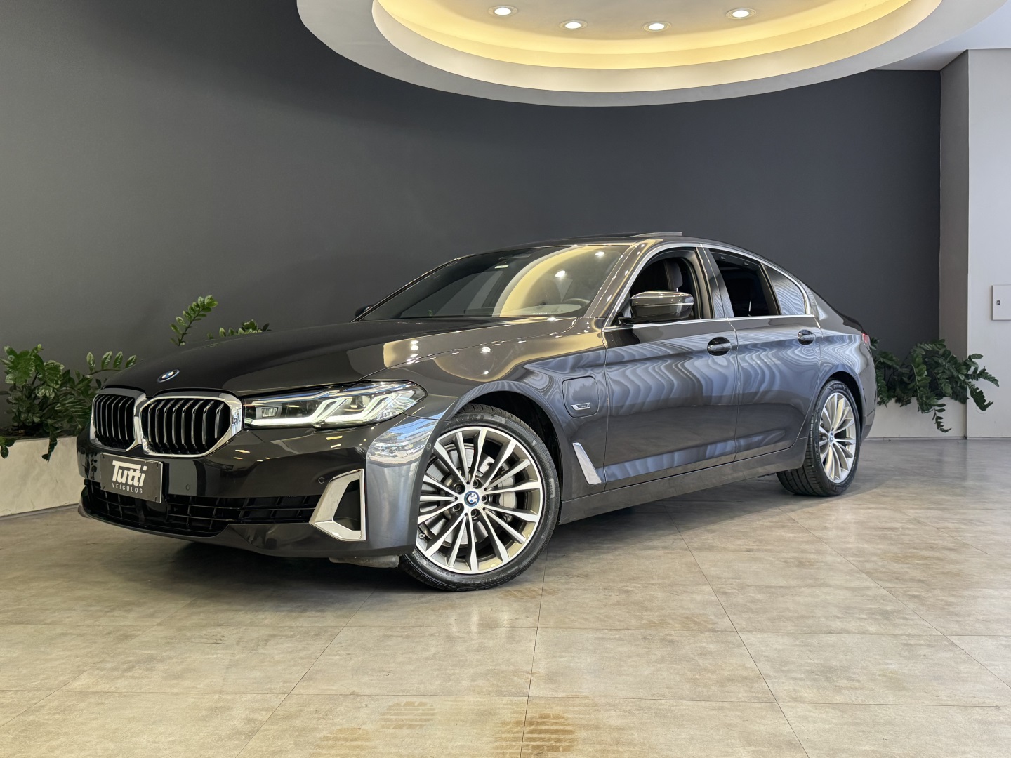 BMW 530e 2023