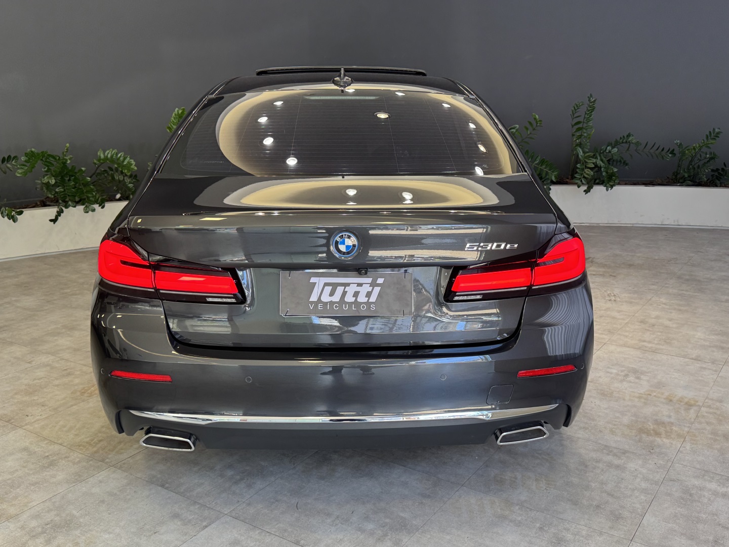 BMW 530e 2023