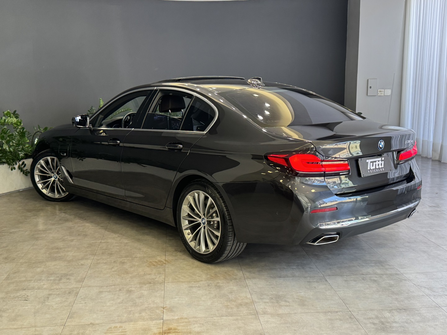 BMW 530e 2023