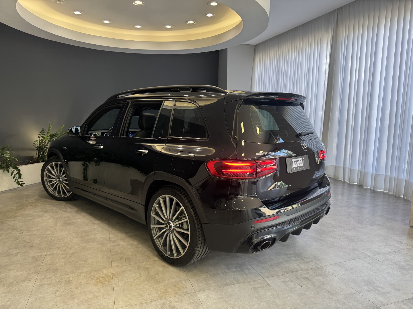 Mercedes-Benz GLB 35 AMG 2025
