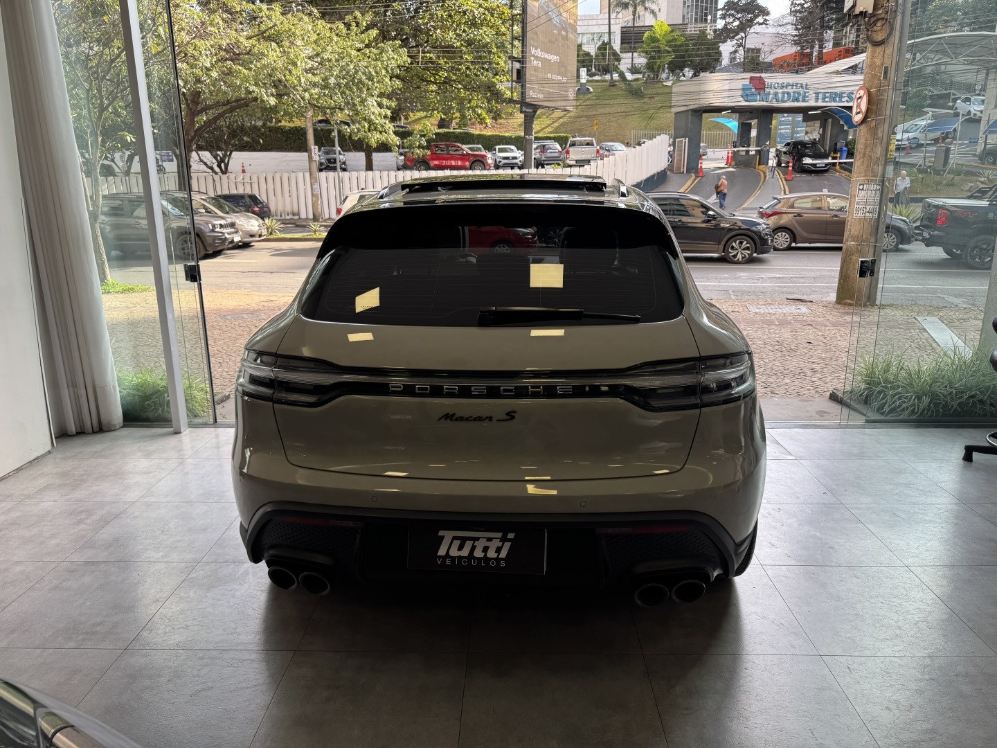 Porsche MACAN 2023