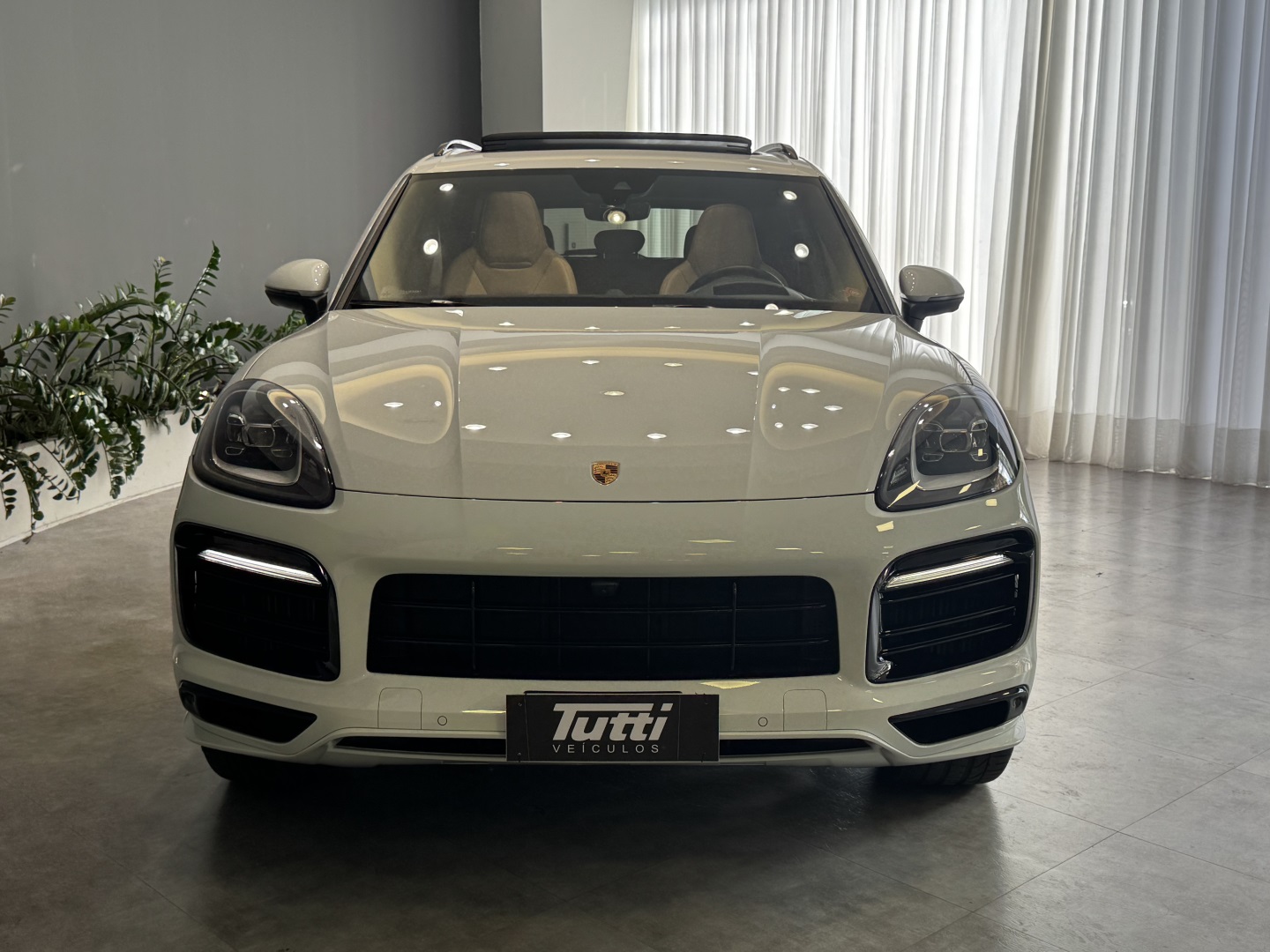 Porsche CAYENNE 2023