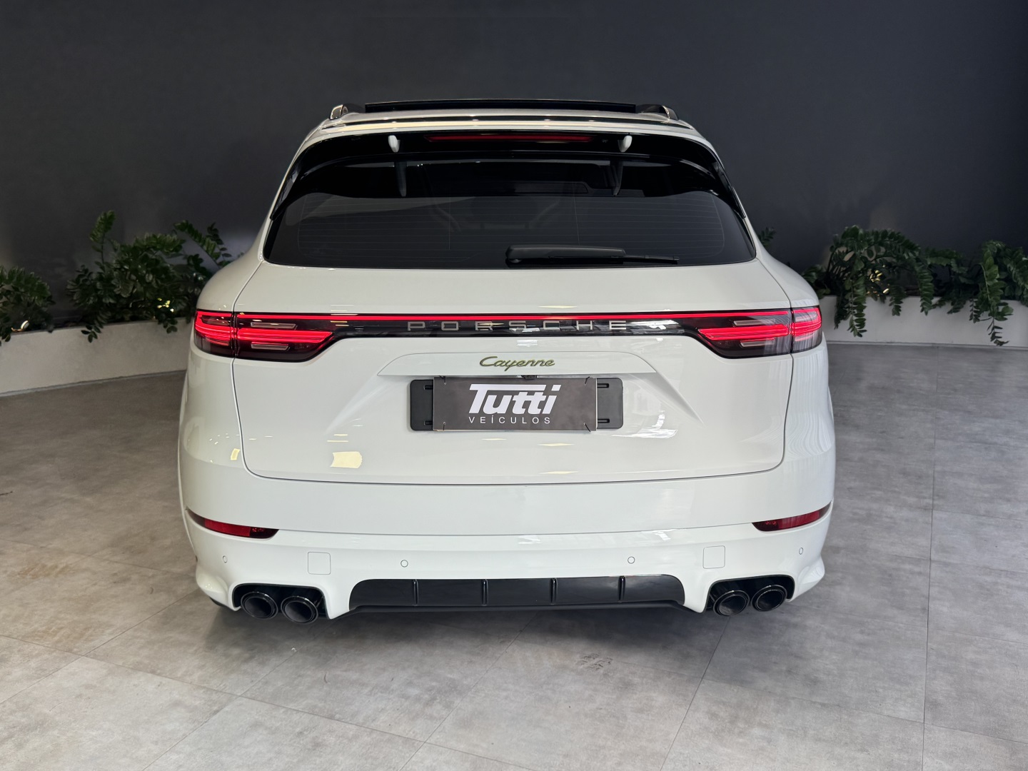 Porsche CAYENNE 2023
