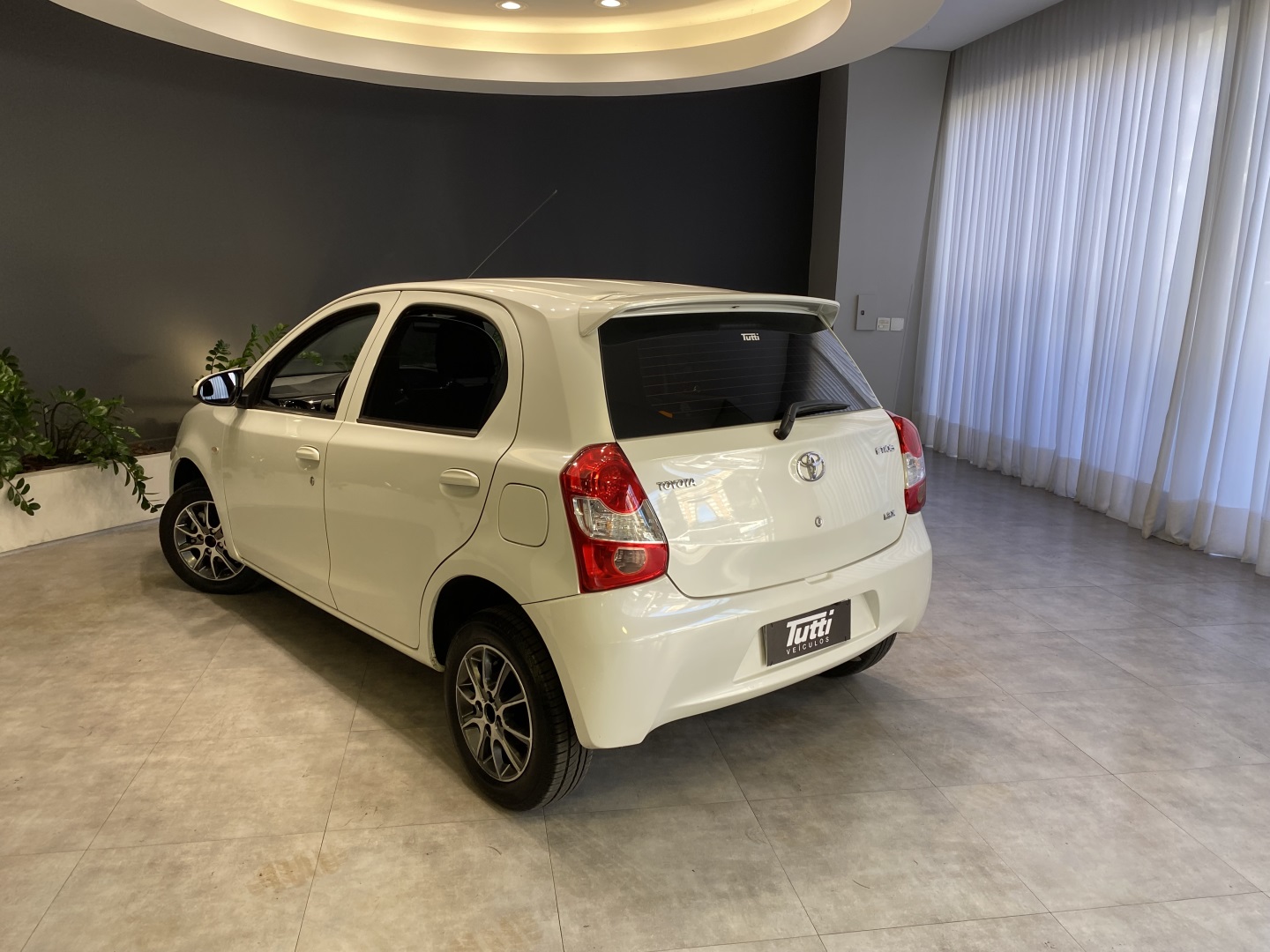 Toyota ETIOS 2016