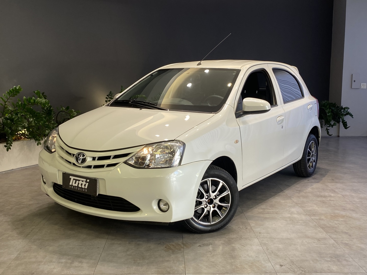 Toyota ETIOS 2016