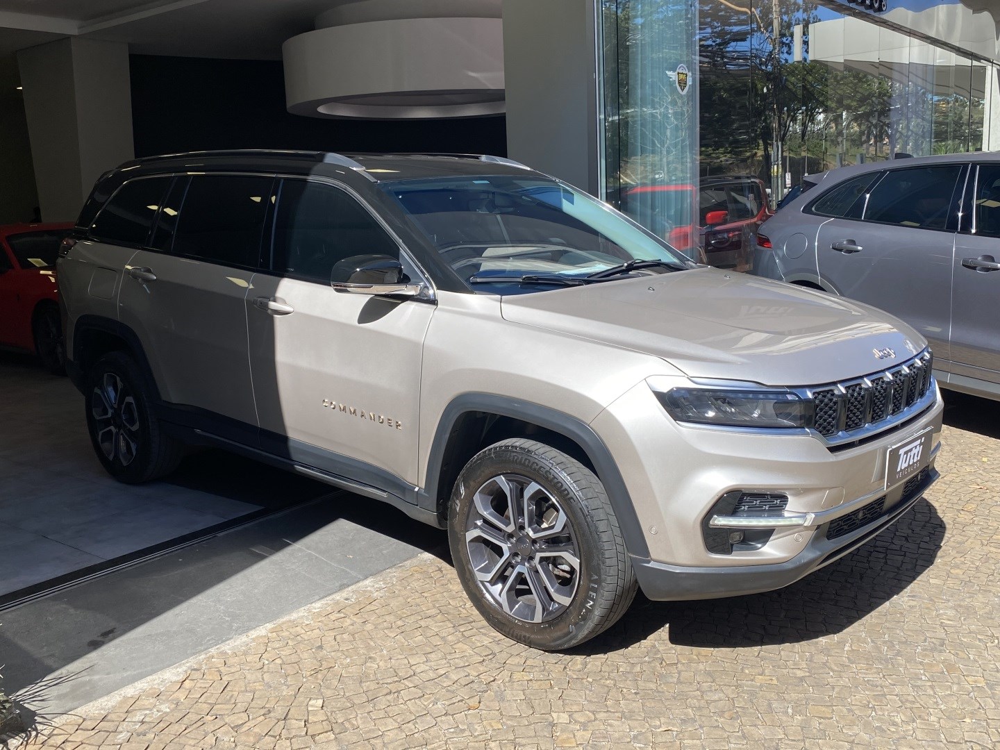 Jeep COMMANDER 2024