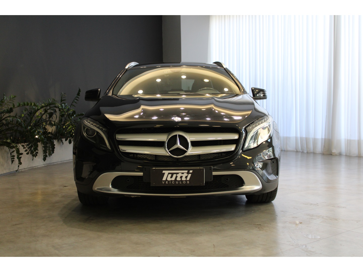 Mercedes-Benz GLA 200 2015