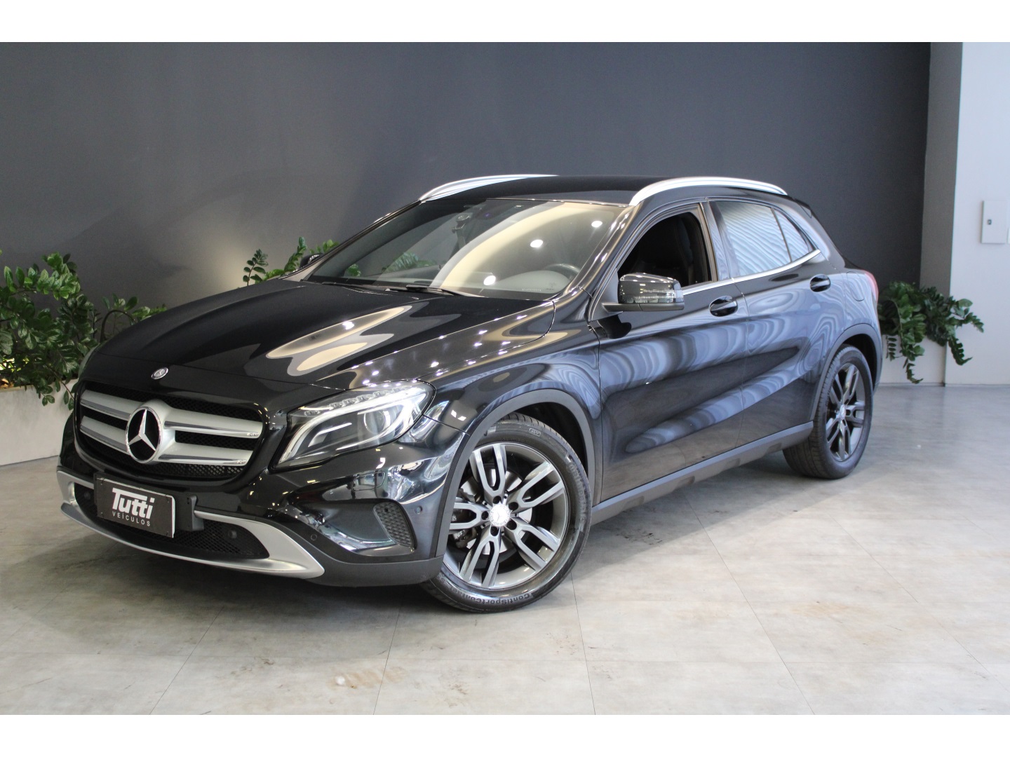 Mercedes-Benz GLA 200 2015