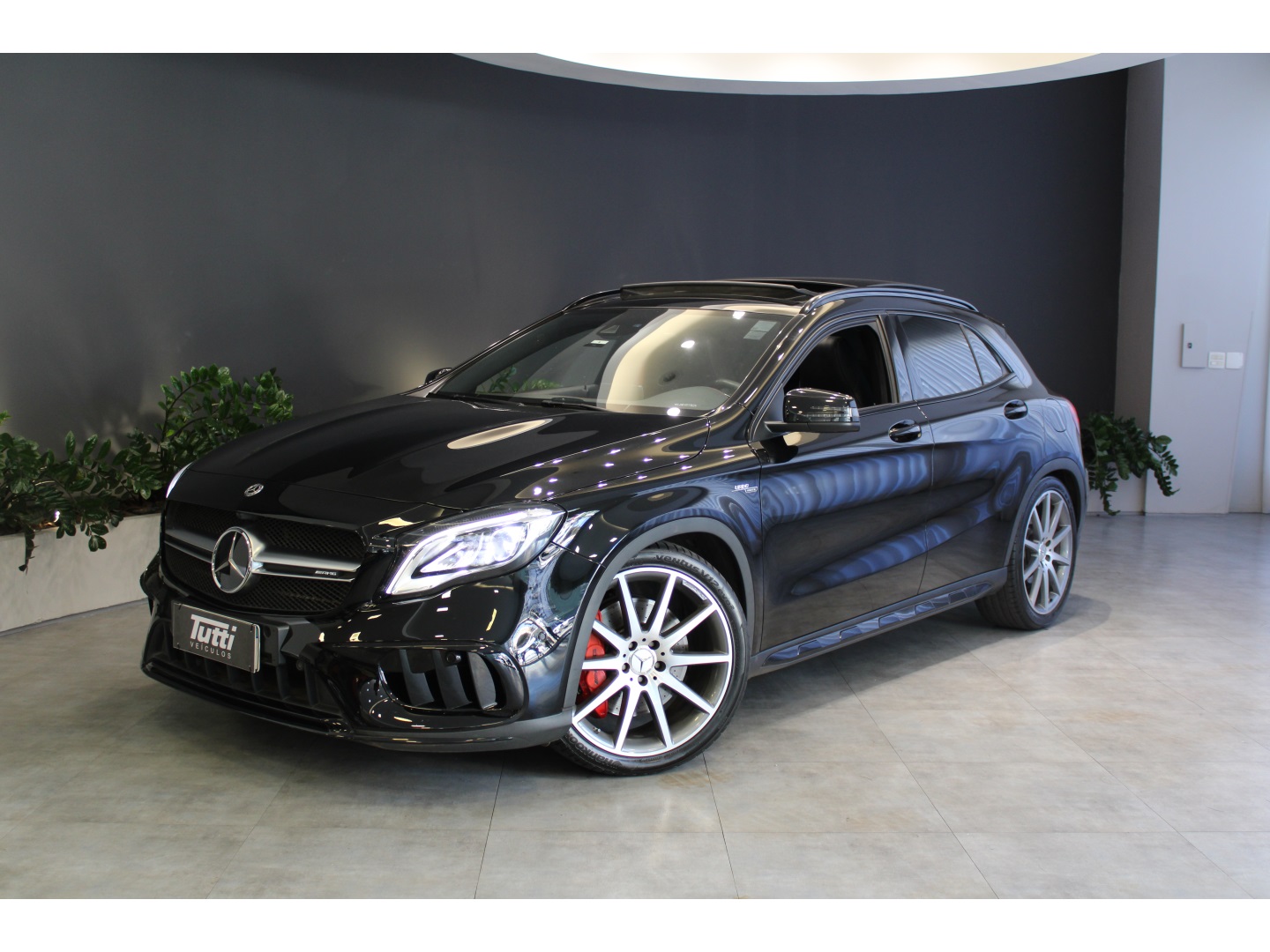 Mercedes-Benz GLA 45 AMG 2019