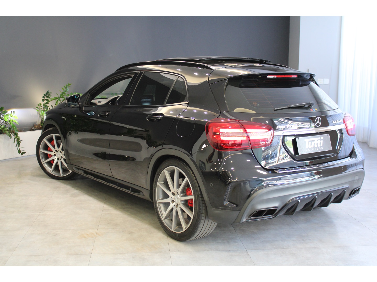 Mercedes-Benz GLA 45 AMG 2019