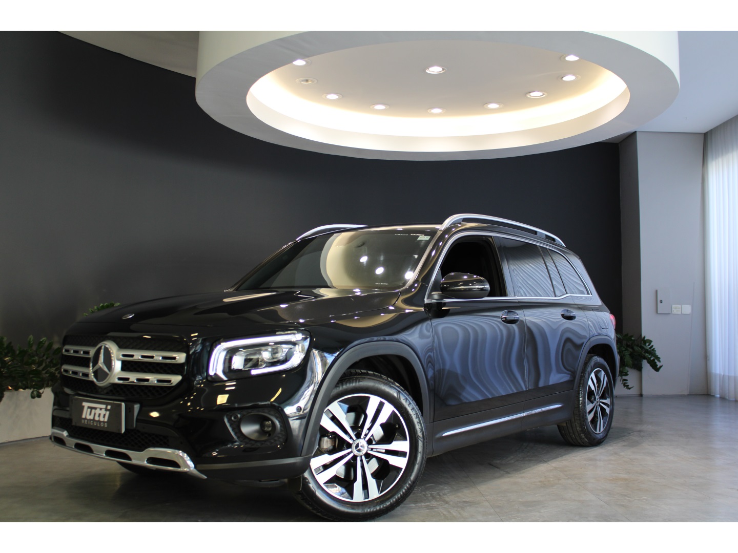 Mercedes-Benz GLB 200 2021