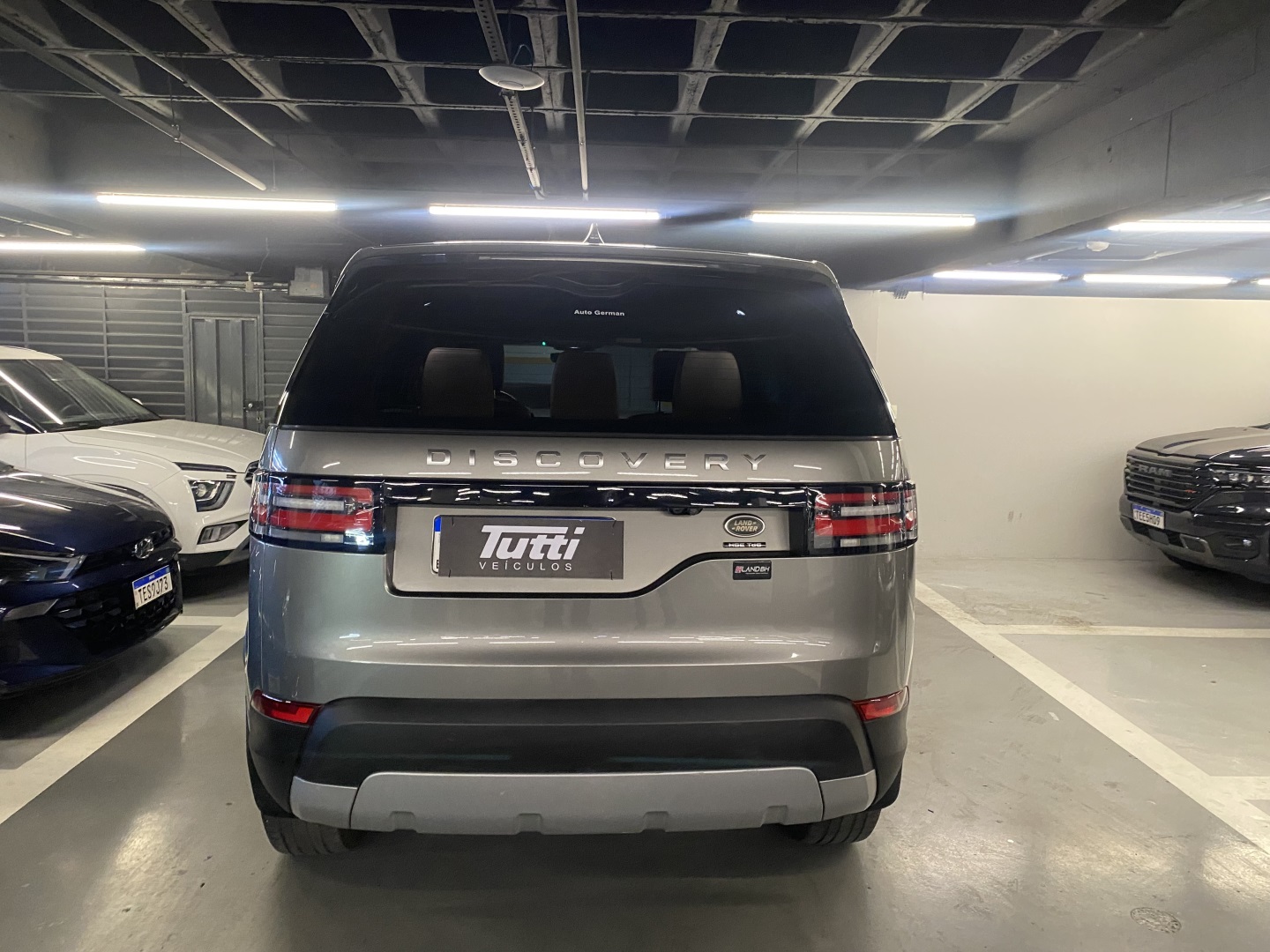 Land Rover DISCOVERY 2018
