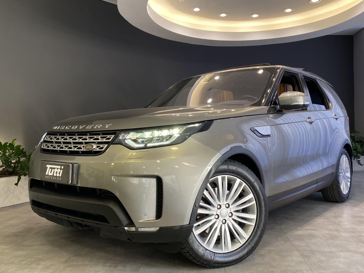 Land Rover DISCOVERY 2018