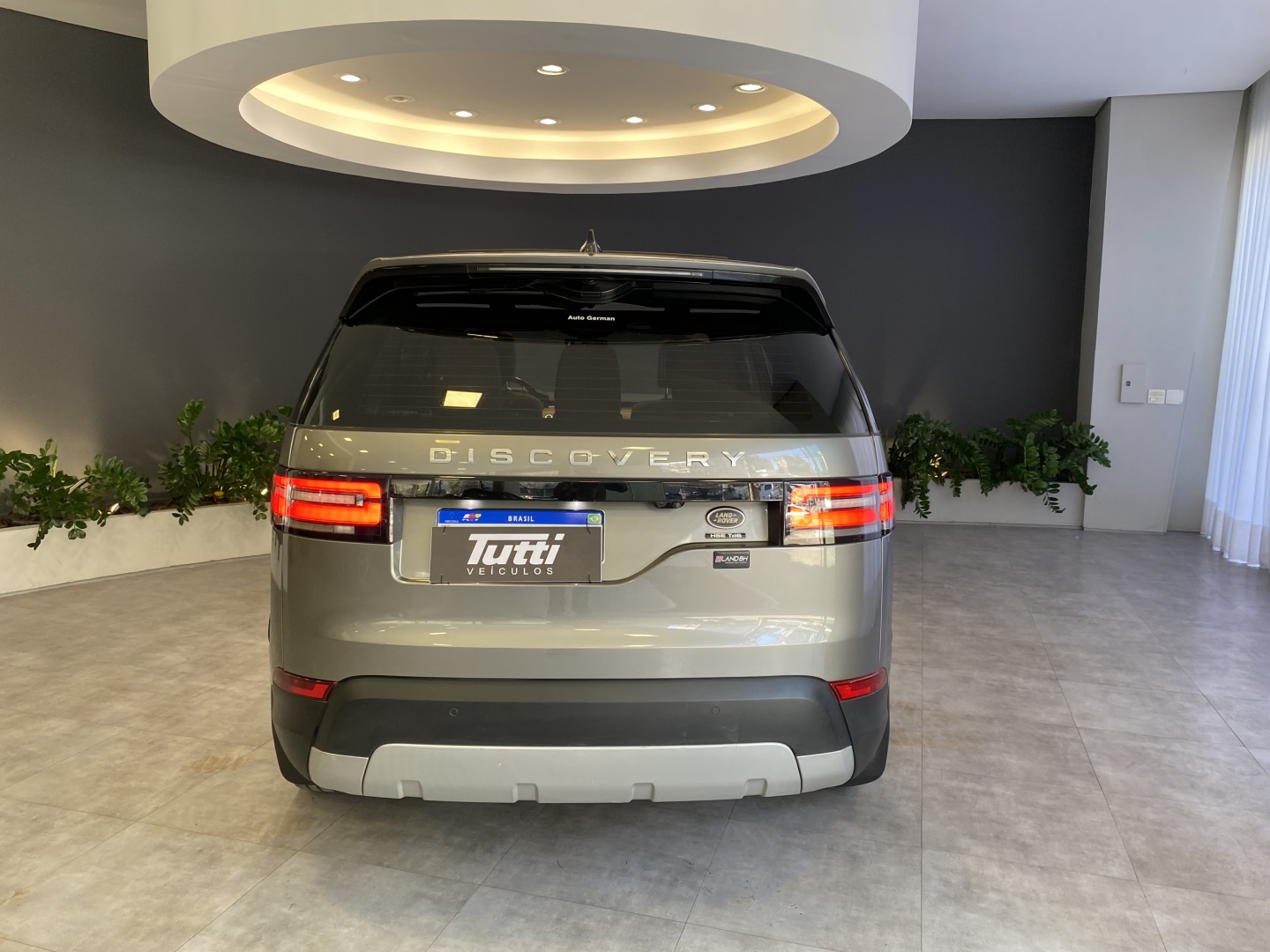 Land Rover DISCOVERY 2018