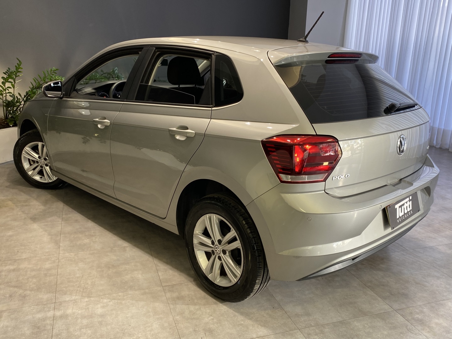 Volkswagen POLO 2020