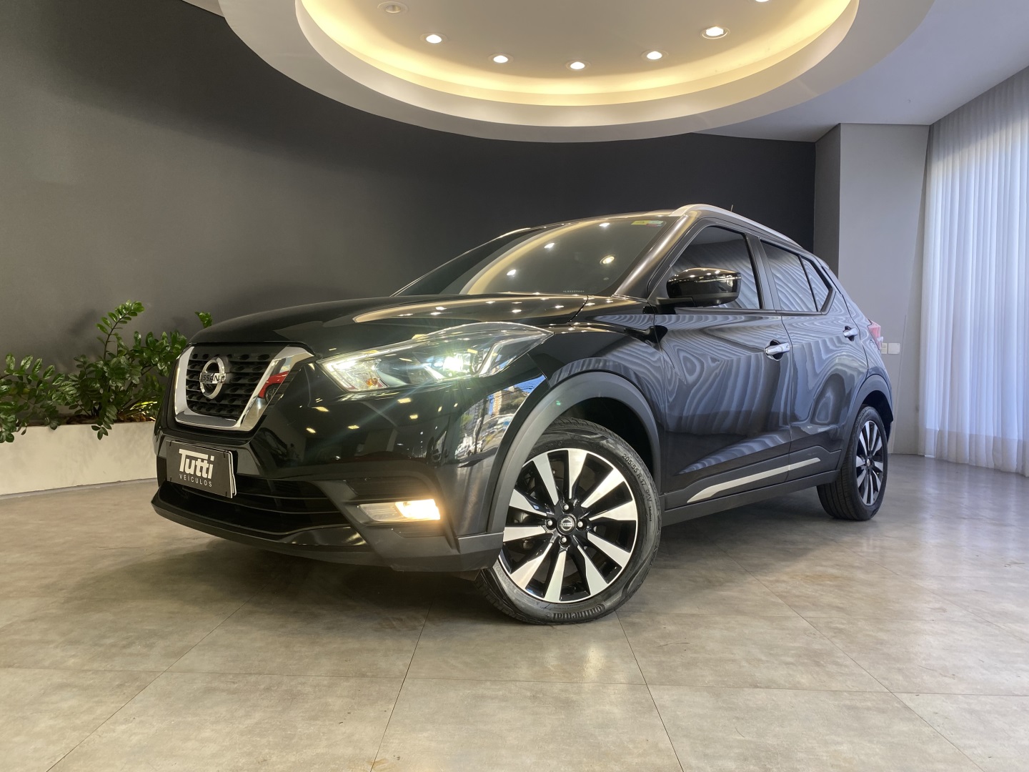 Nissan KICKS 2020