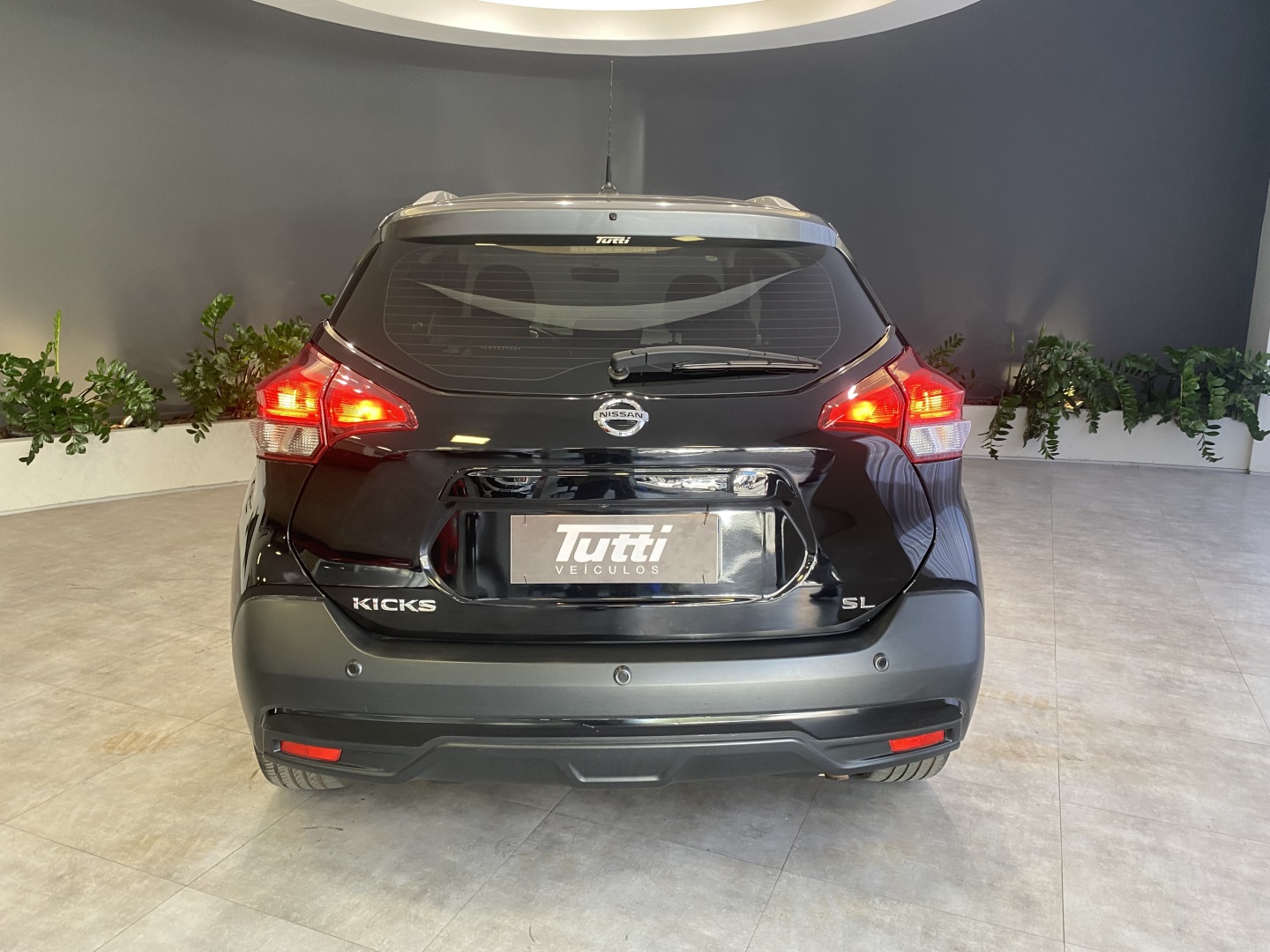 Nissan KICKS 2020