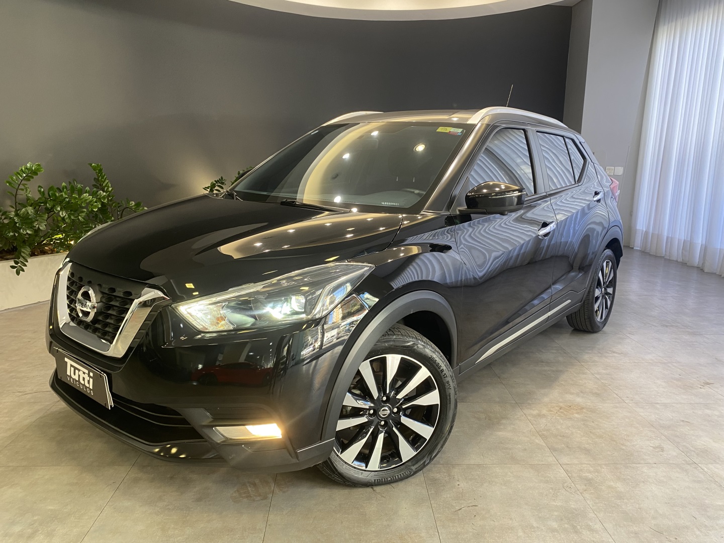 Nissan KICKS 2020
