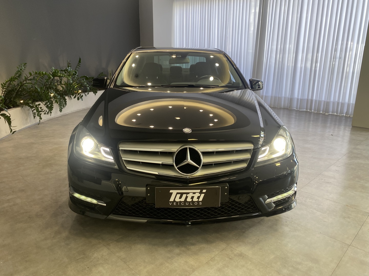 Mercedes-Benz C 200 2014