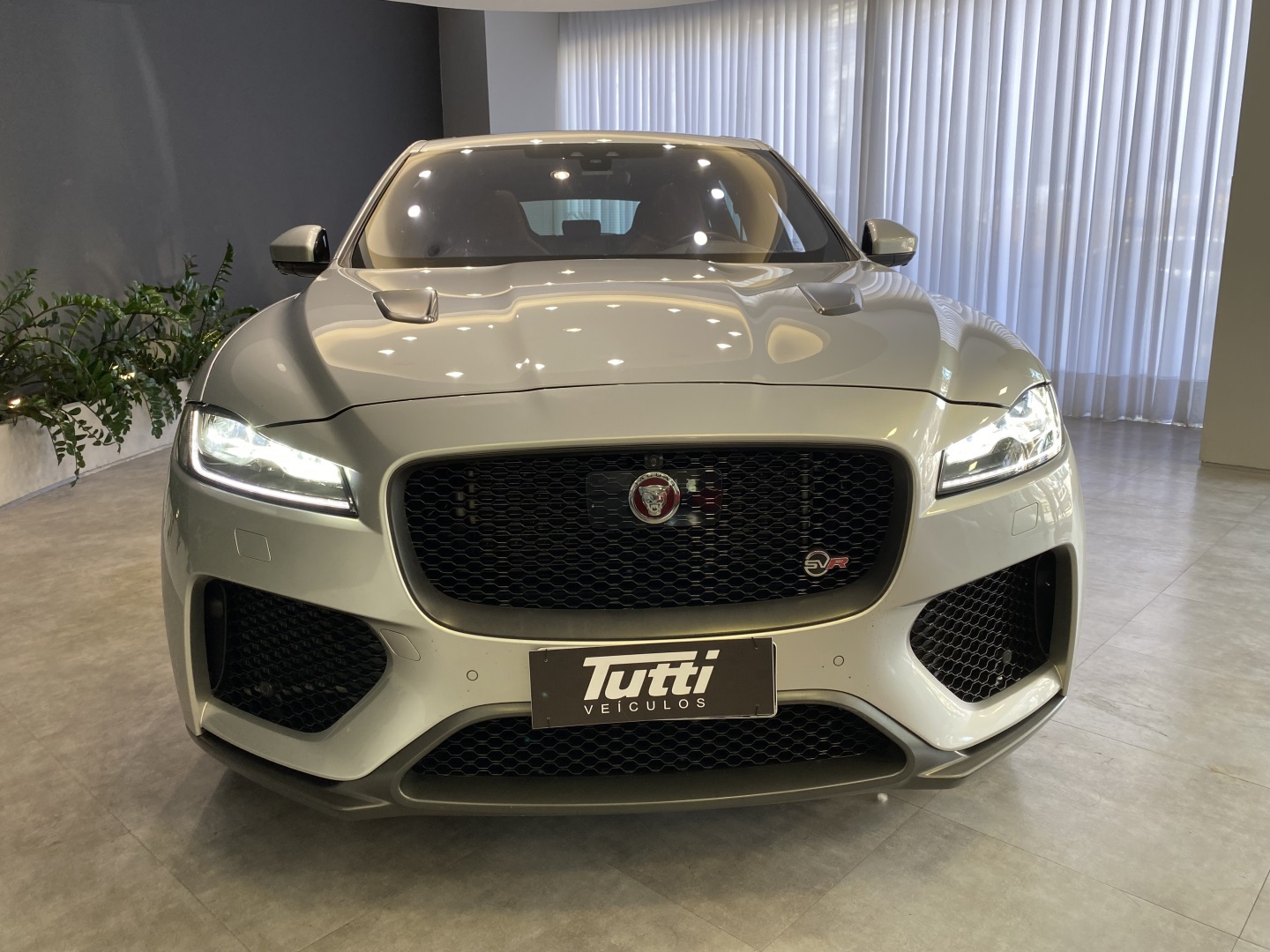 Jaguar F-PACE 2020
