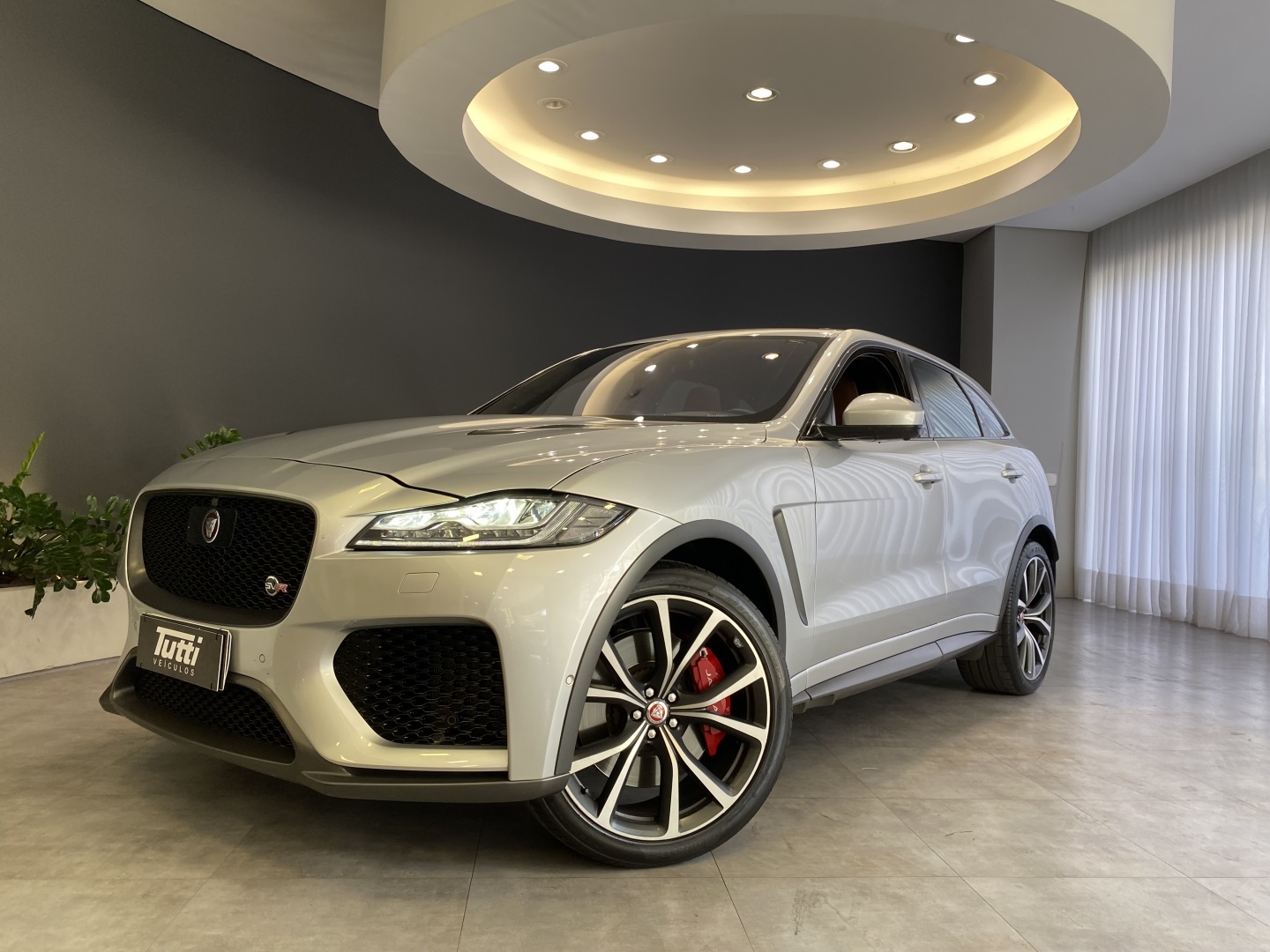 Jaguar F-PACE 2020