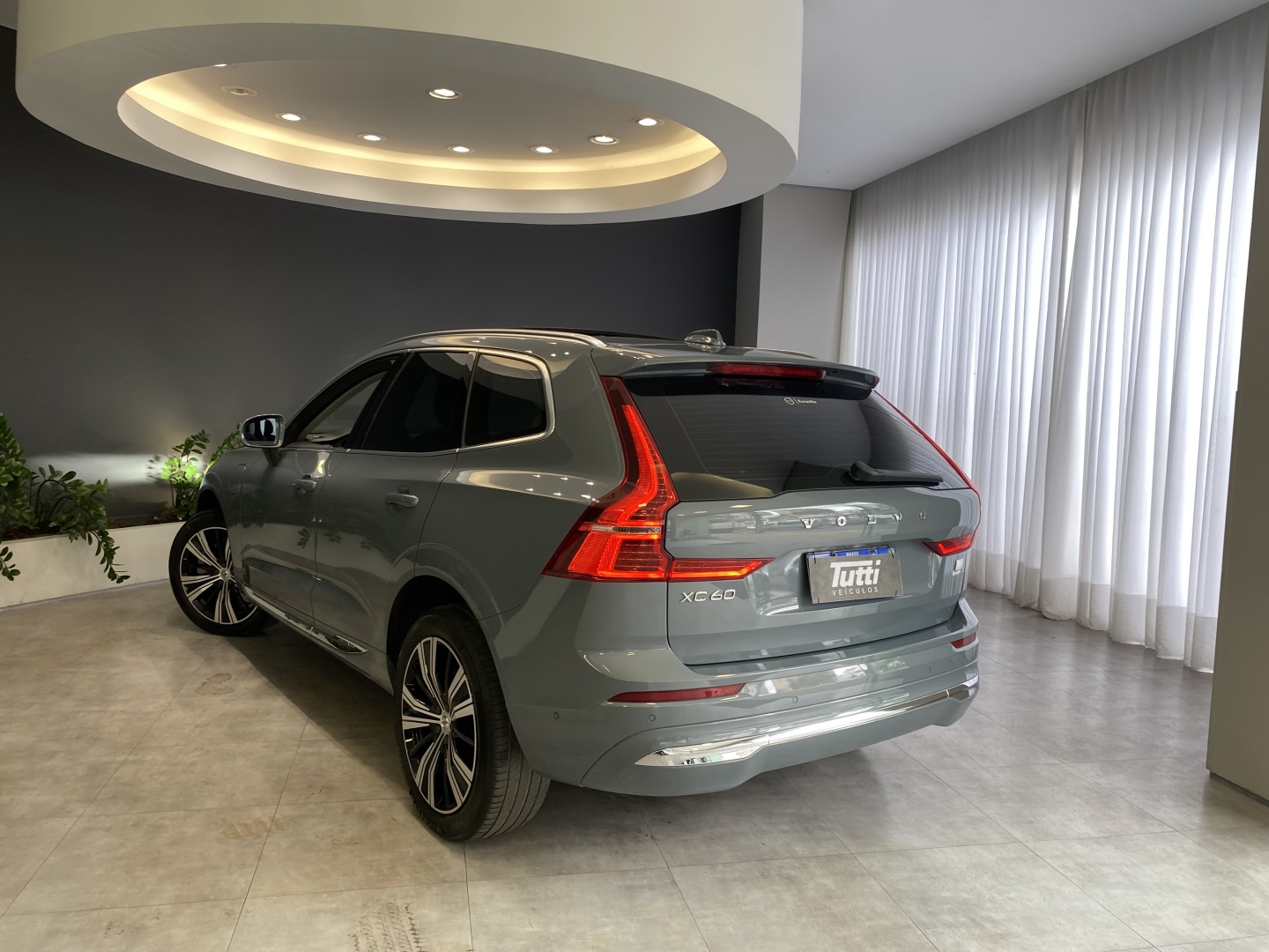 Volvo XC60 2022